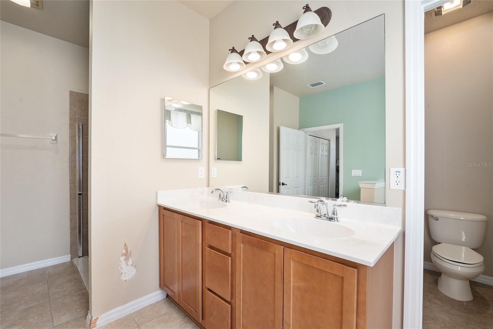 Image 49 of 61 For 3101 24 Place