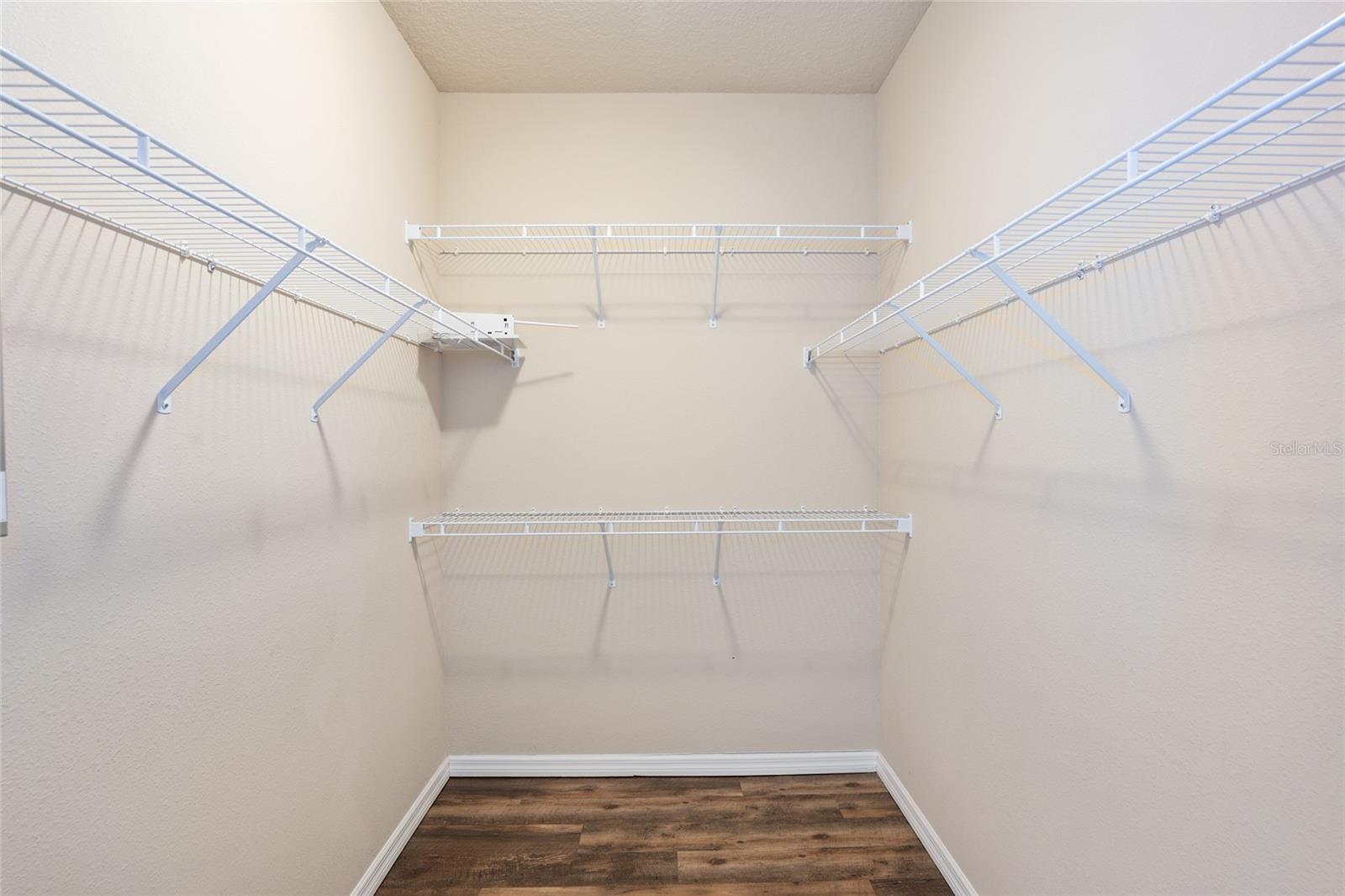 Image 53 of 61 For 3101 24 Place