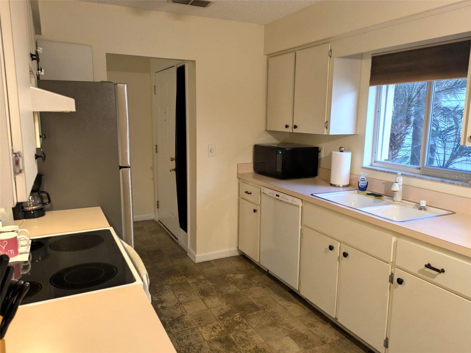 Image 5 of 11 For 1909 50th Circle