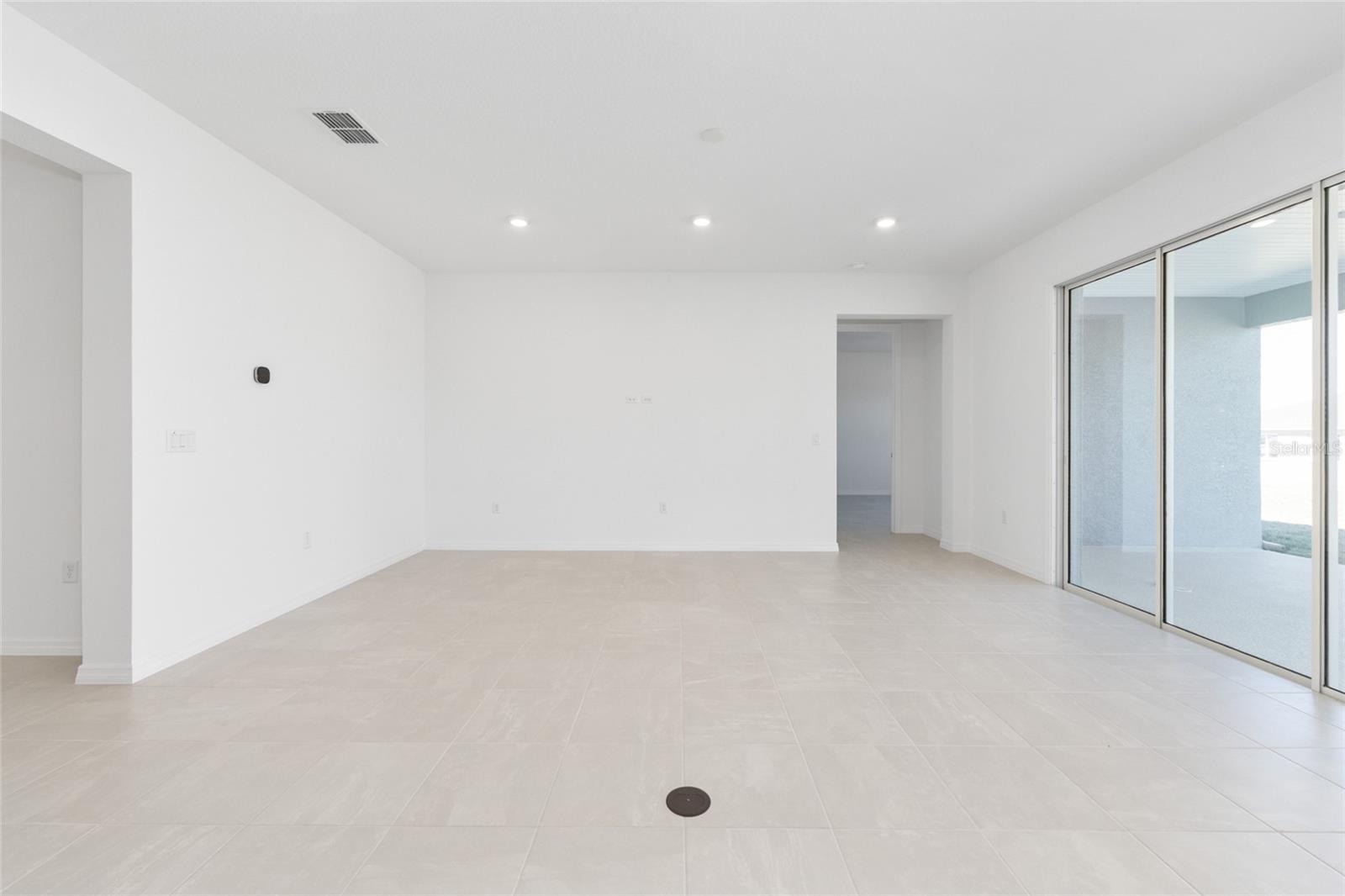 Image 22 of 46 For 5765 71st Court