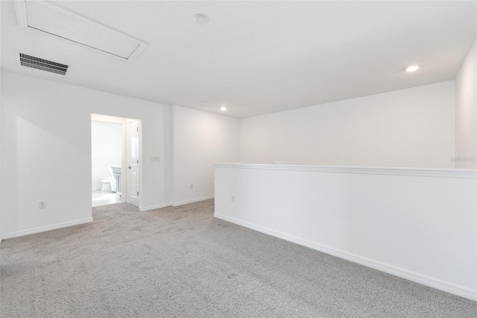 Image 33 of 46 For 5765 71st Court