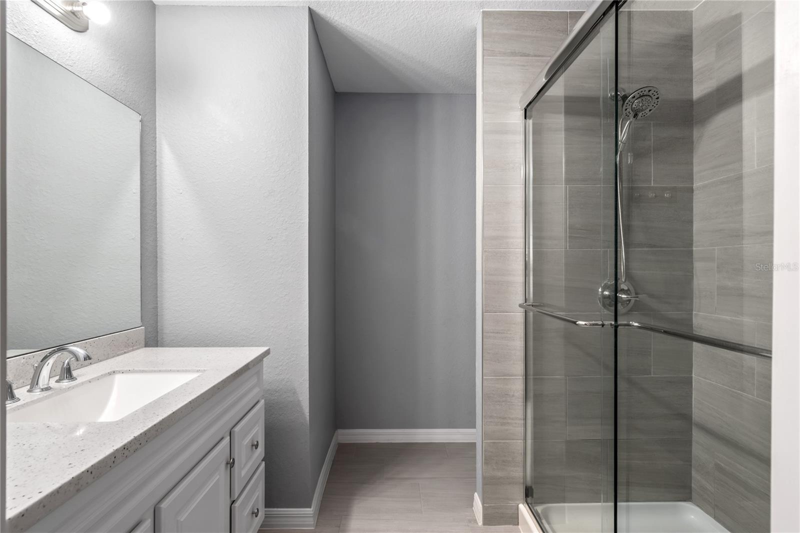 Image 27 of 61 For 20687 59th Lane