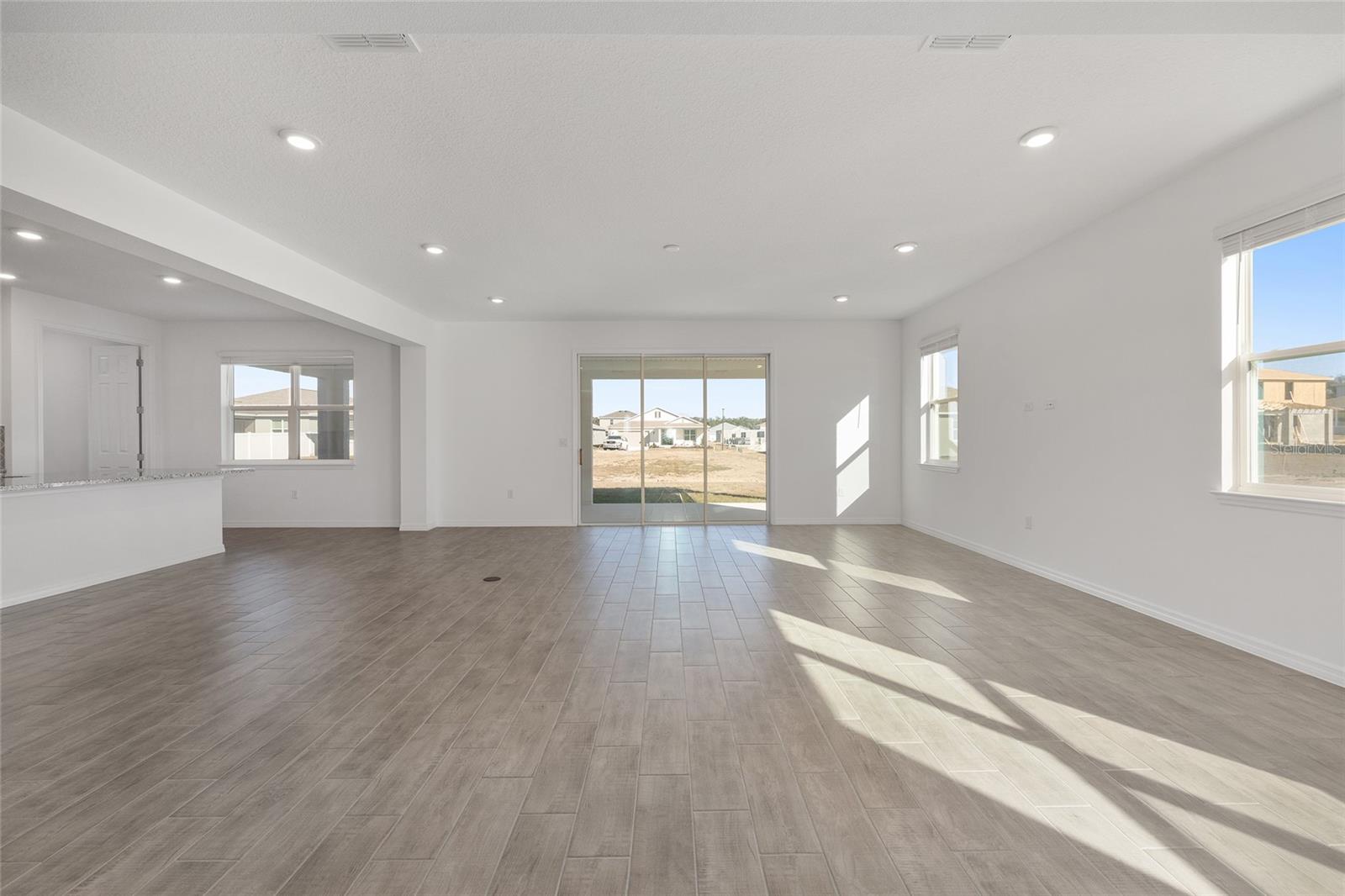 Image 16 of 57 For 5693 72nd Court