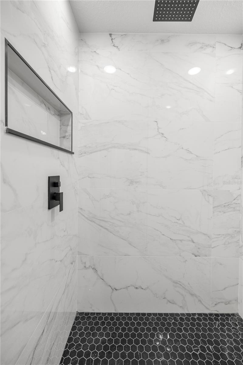 Image 16 of 28 For 12905 41st Terrace