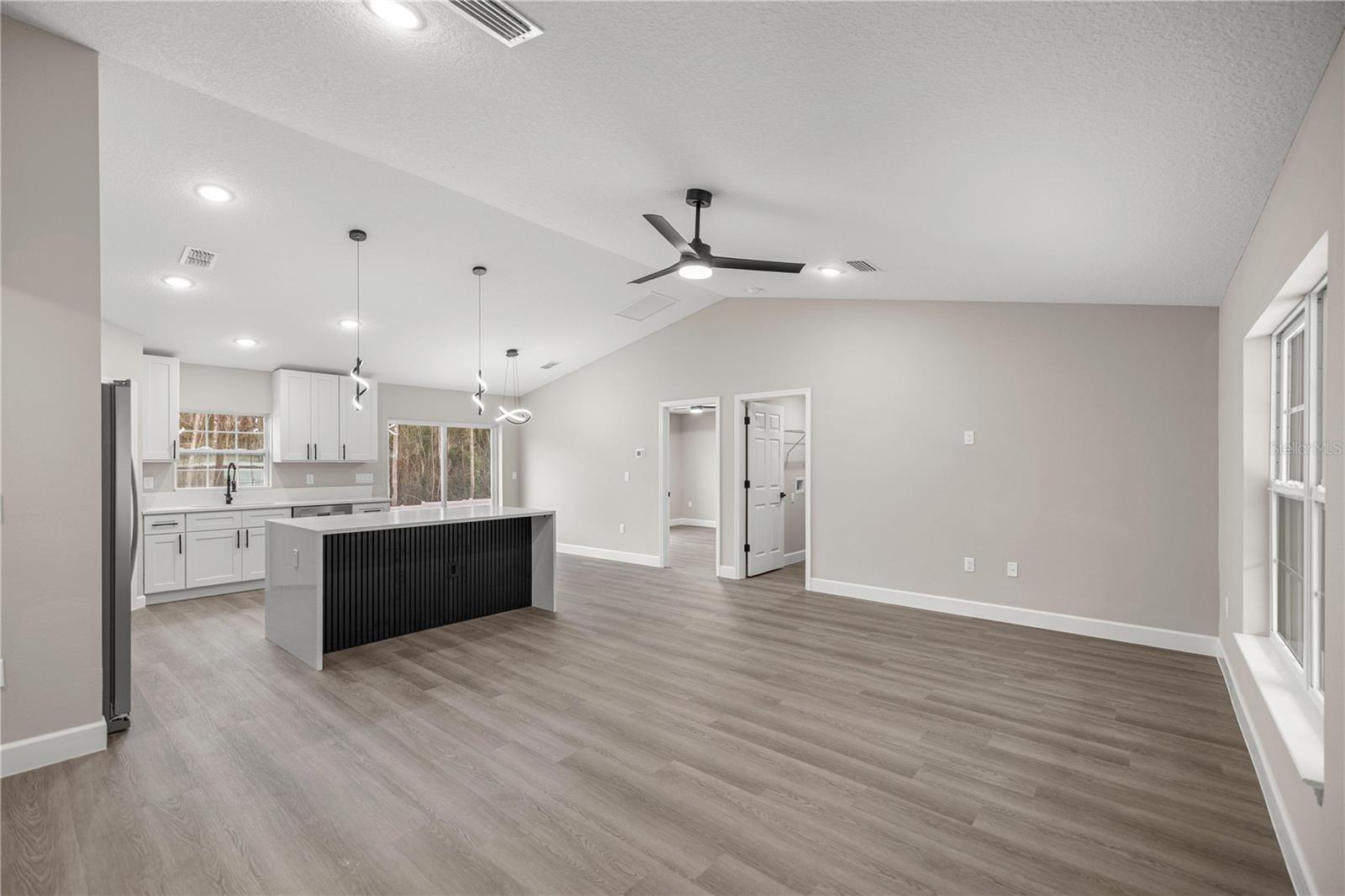 Image 8 of 28 For 12905 41st Terrace