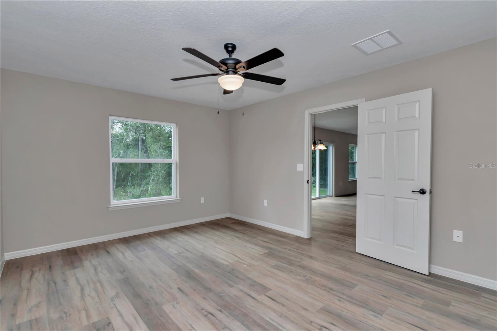 Image 18 of 32 For 9275 125th Court Road