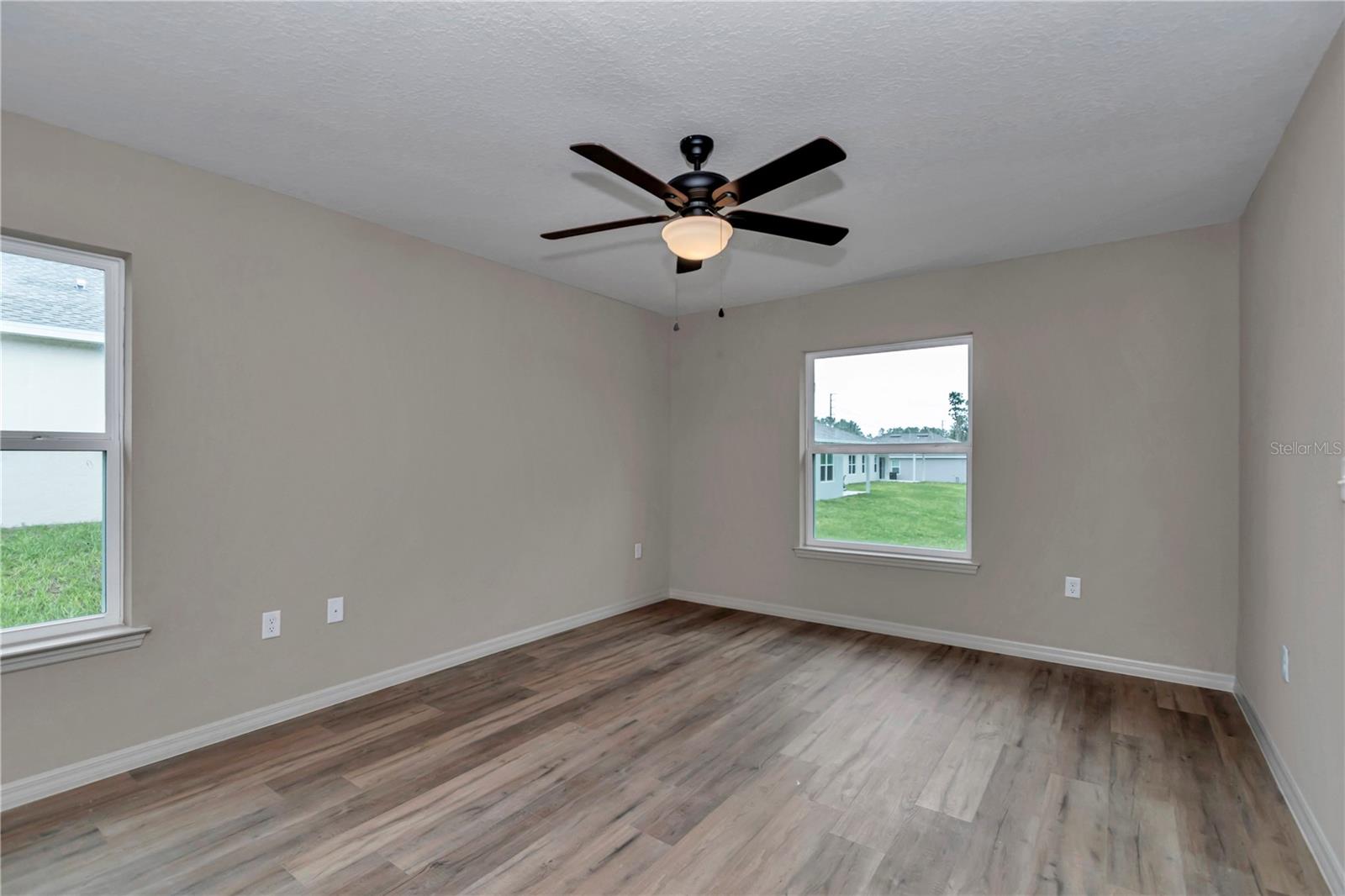 Image 19 of 32 For 9275 125th Court Road