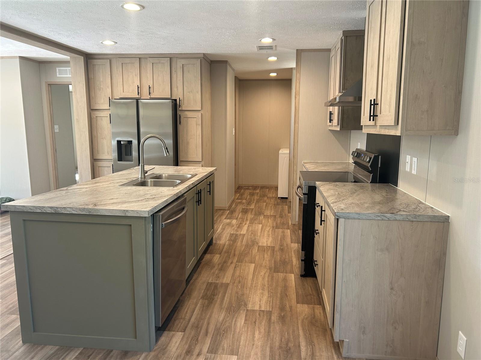 Image 7 of 16 For 11431 71st Street