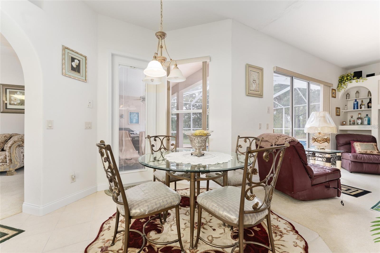 Image 31 of 89 For 147 Corkwood Boulevard