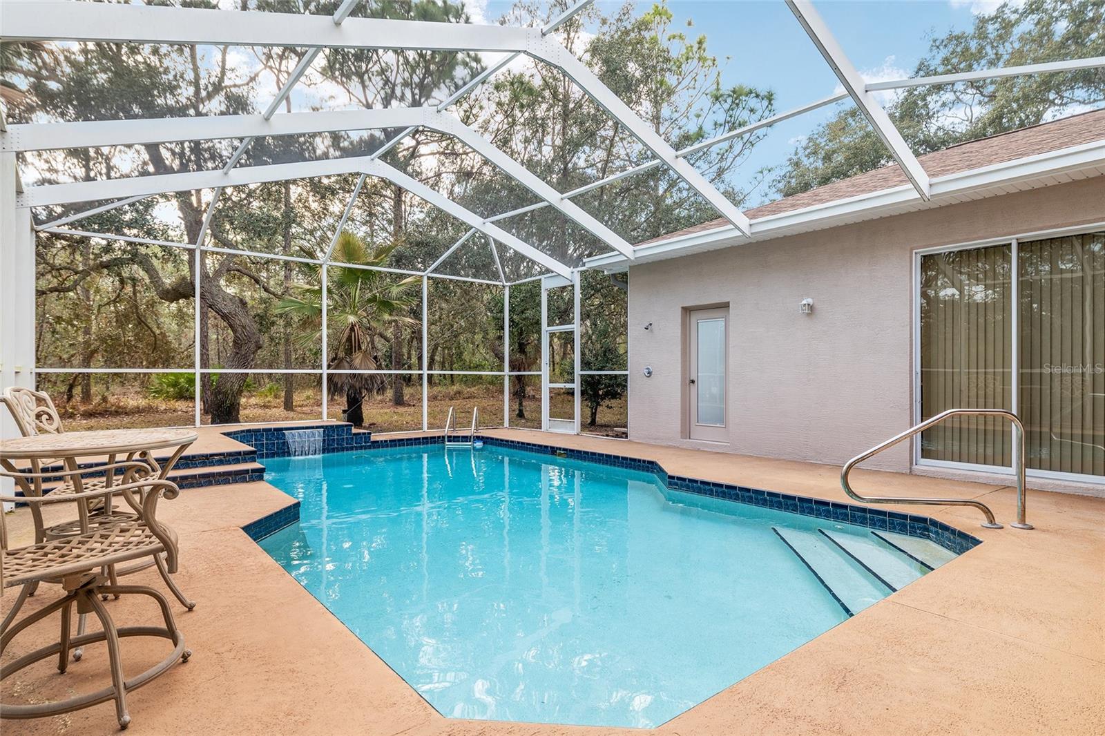 Image 76 of 89 For 147 Corkwood Boulevard