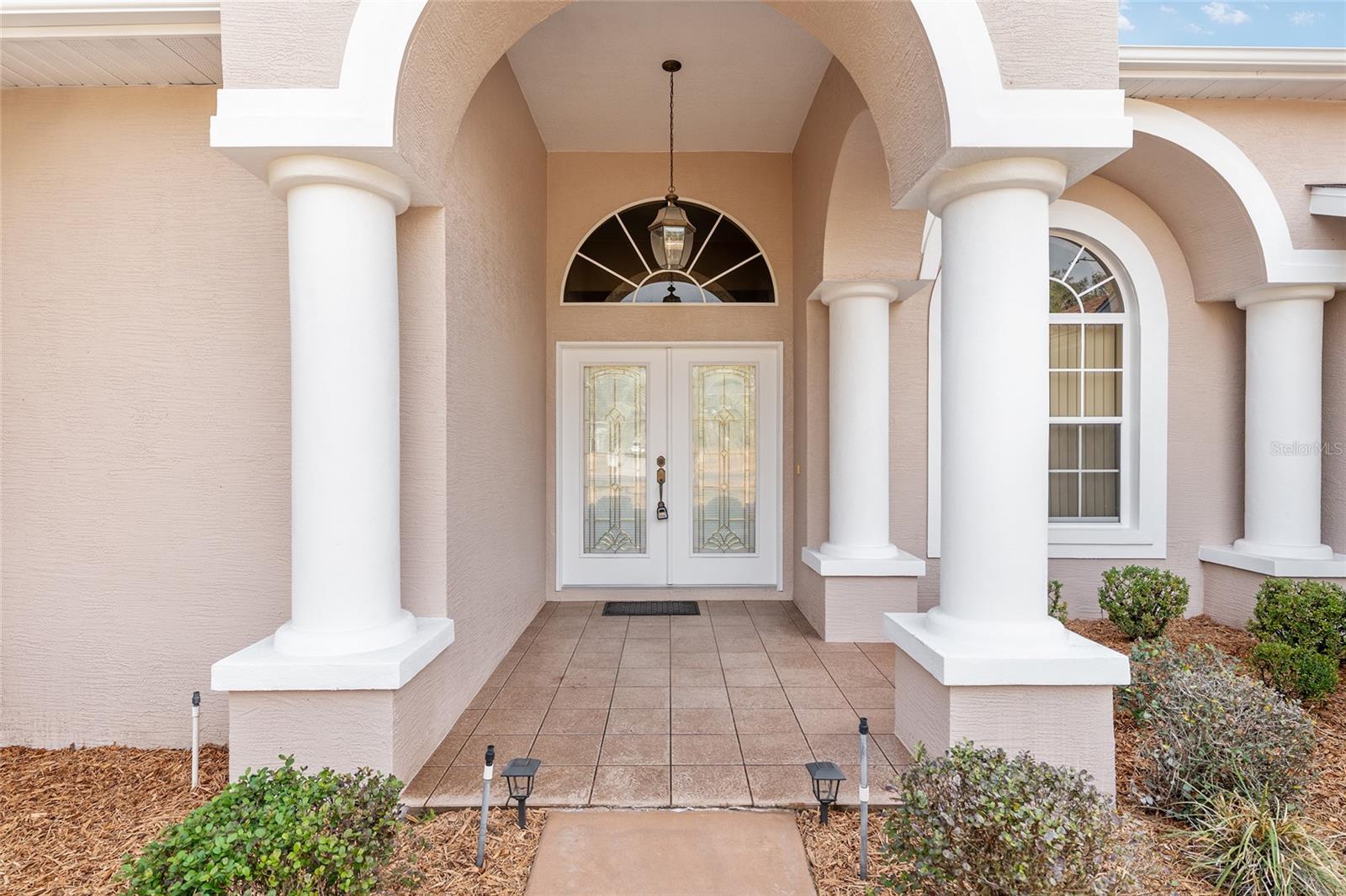 Image 8 of 89 For 147 Corkwood Boulevard