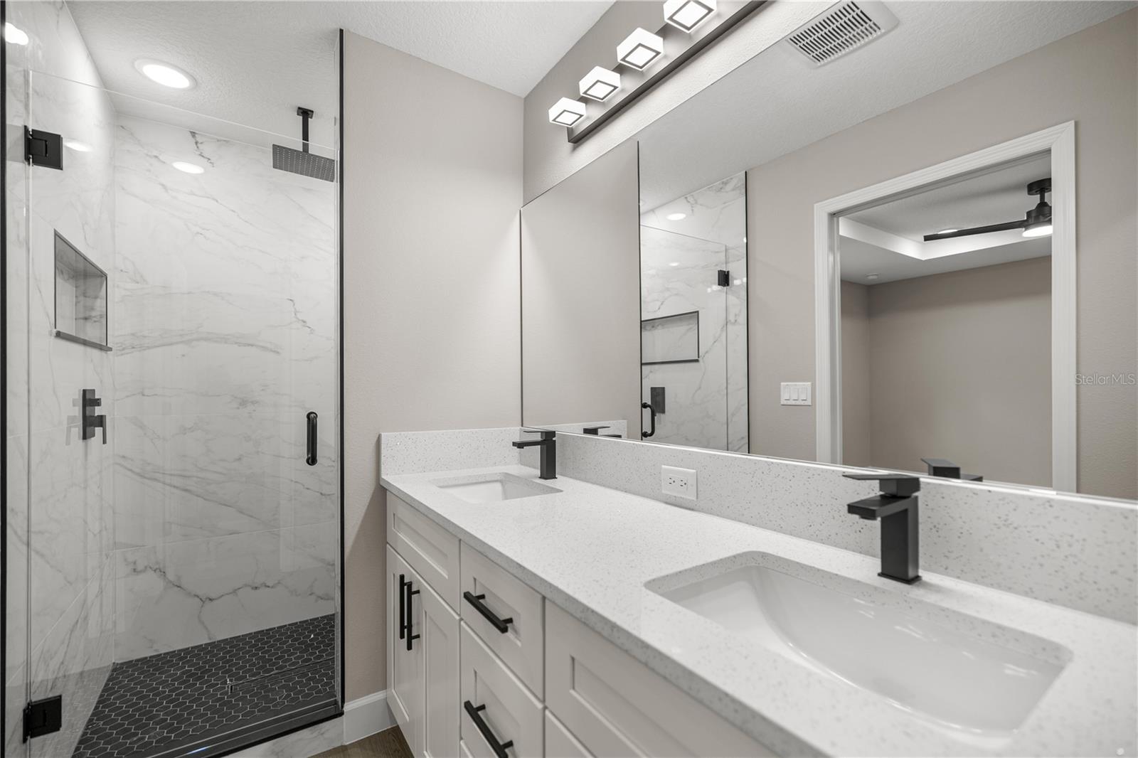 Image 14 of 24 For 14812 30th Place