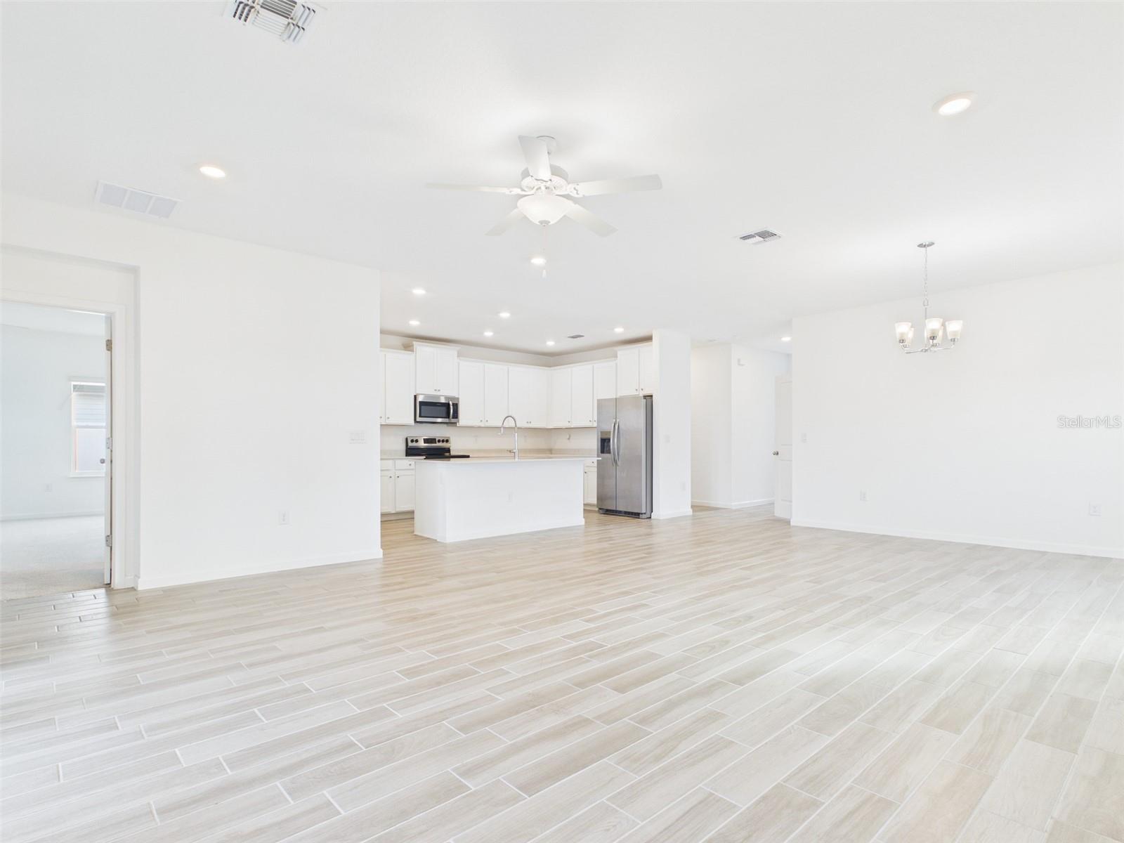 Image 10 of 47 For 9037 58th Circle