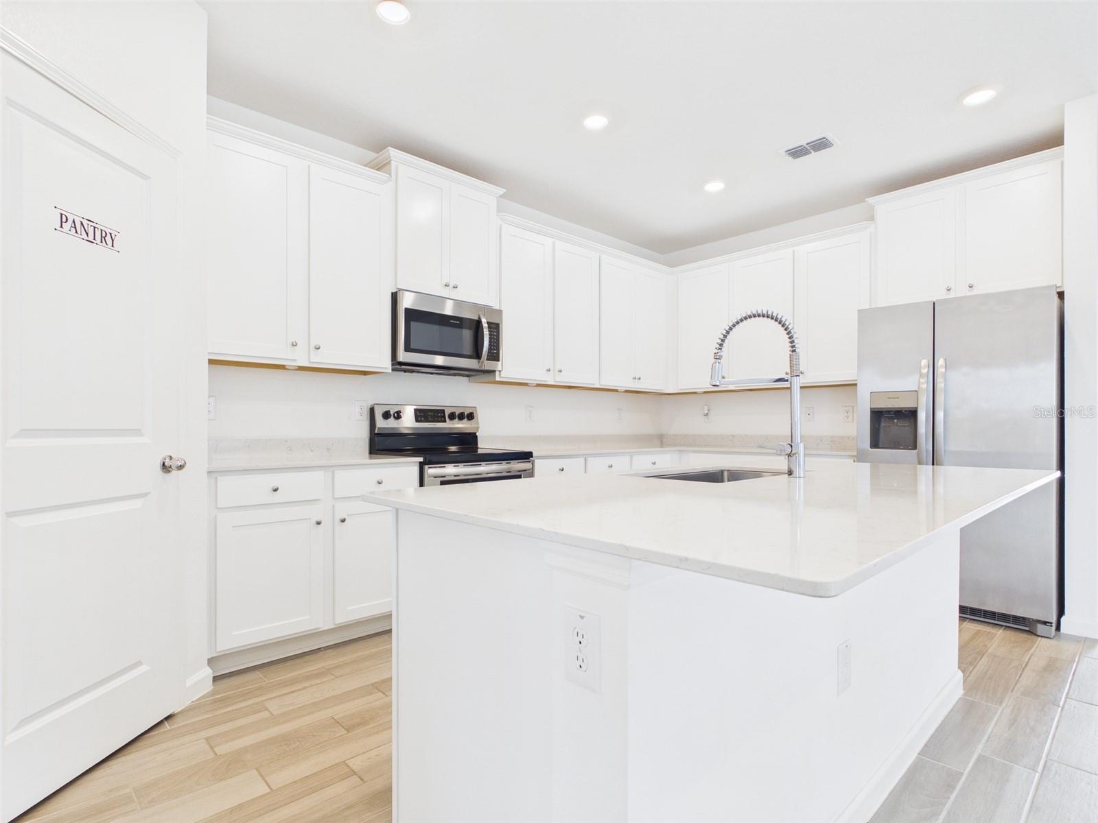 Image 11 of 47 For 9037 58th Circle