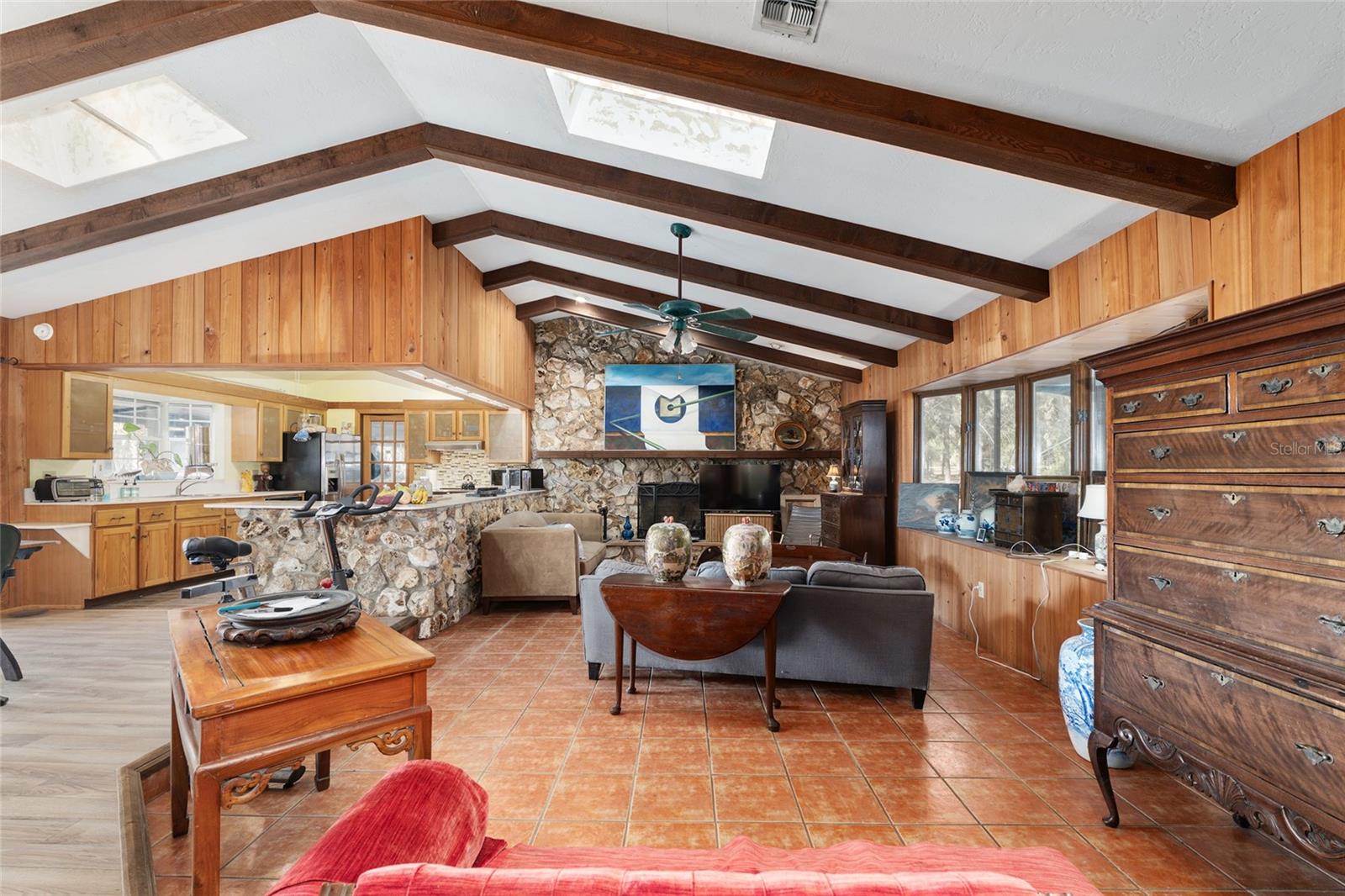 Image 11 of 79 For 15178 47th Avenue