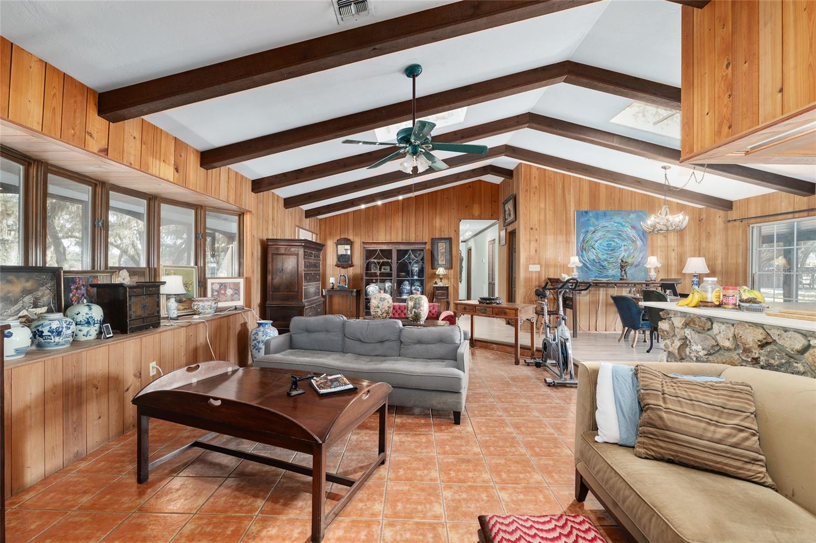 Image 17 of 79 For 15178 47th Avenue