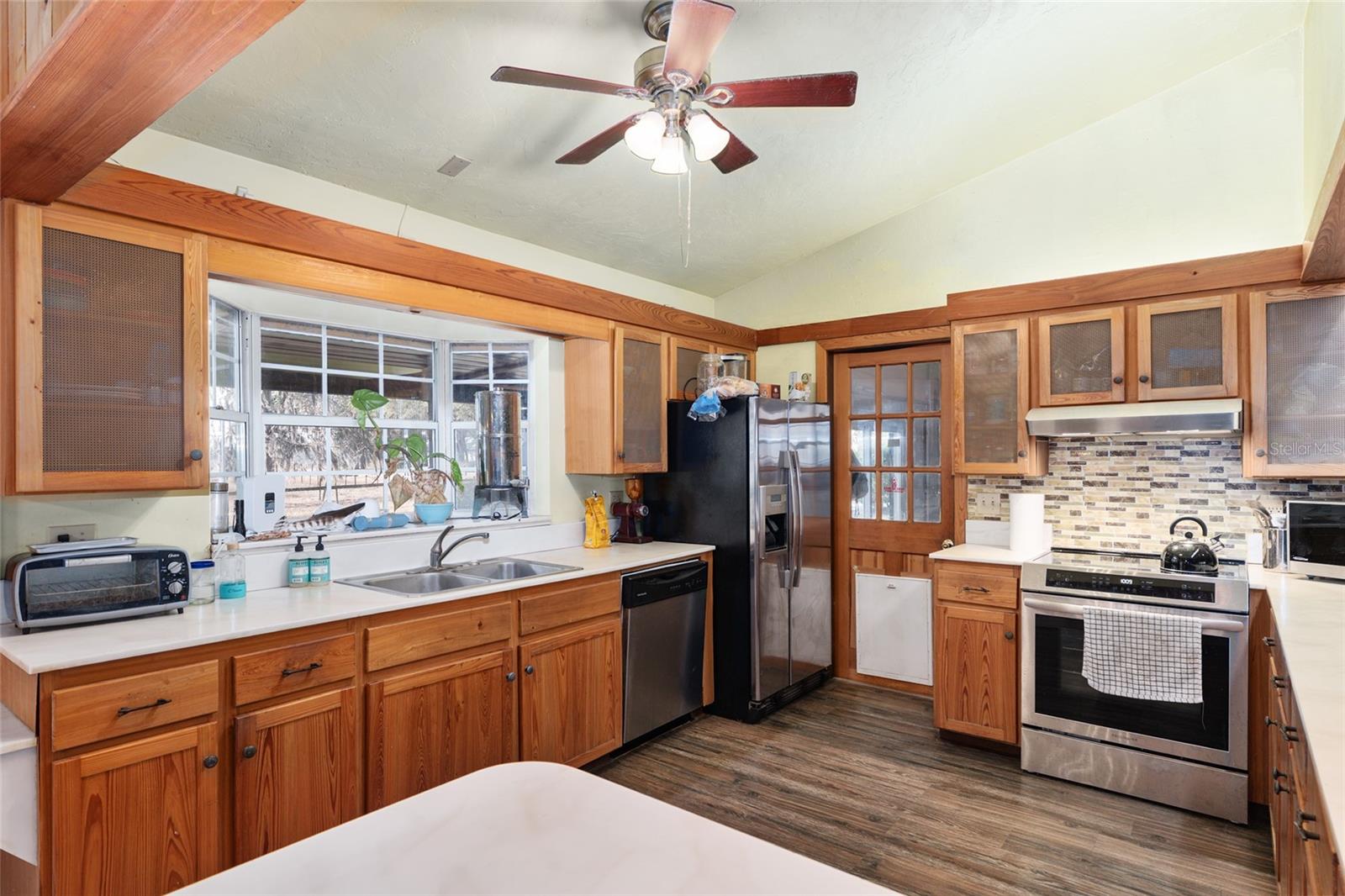 Image 23 of 79 For 15178 47th Avenue