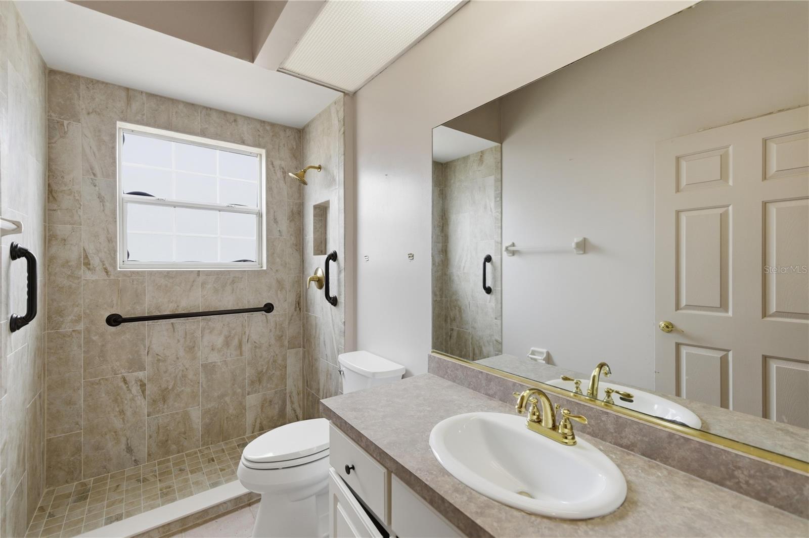 Image 7 of 20 For 2931 23rd Avenue