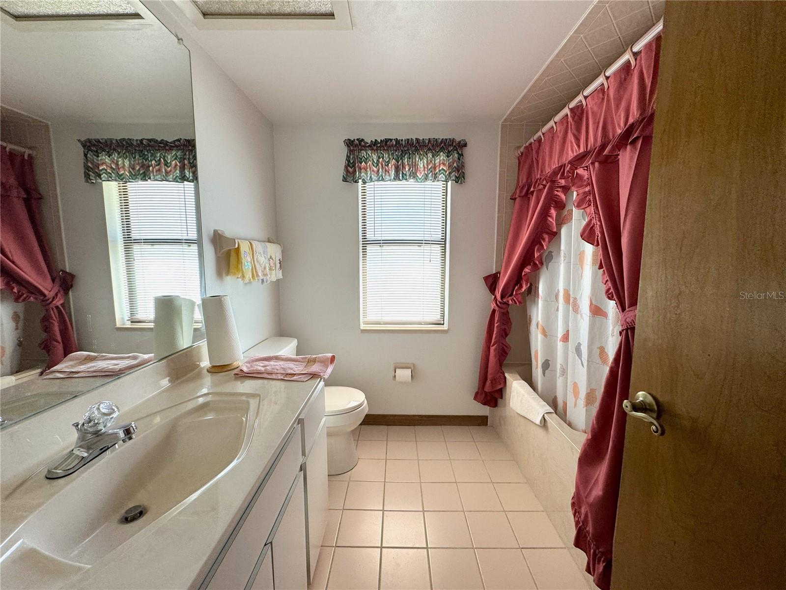 Image 14 of 19 For 824 Old Floral City Street