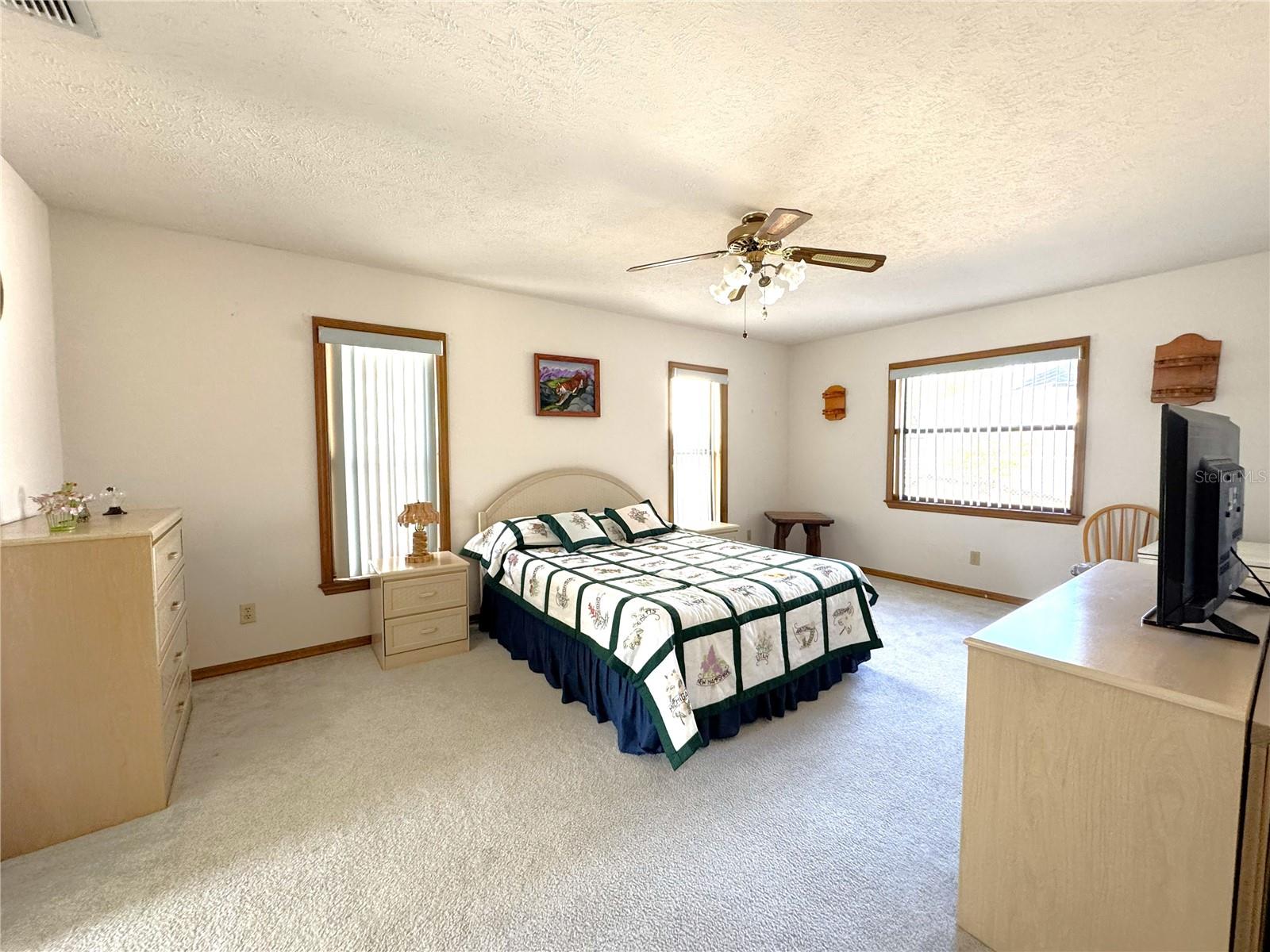 Image 8 of 19 For 824 Old Floral City Street