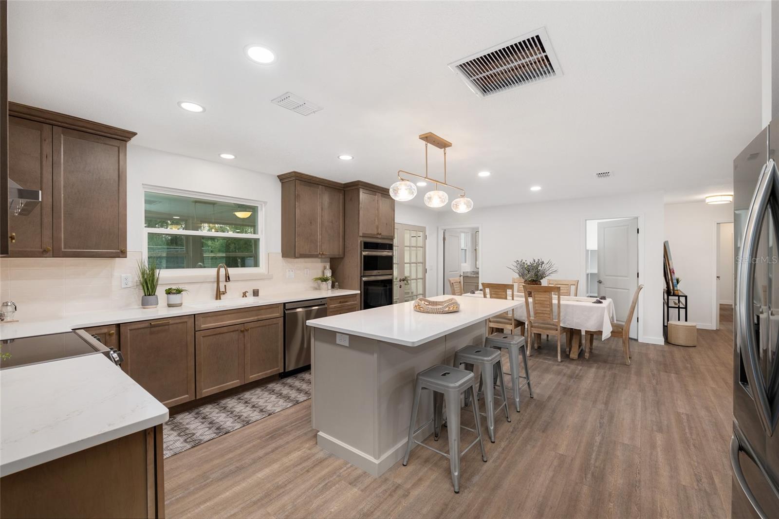 Image 21 of 93 For 4960 17th Street