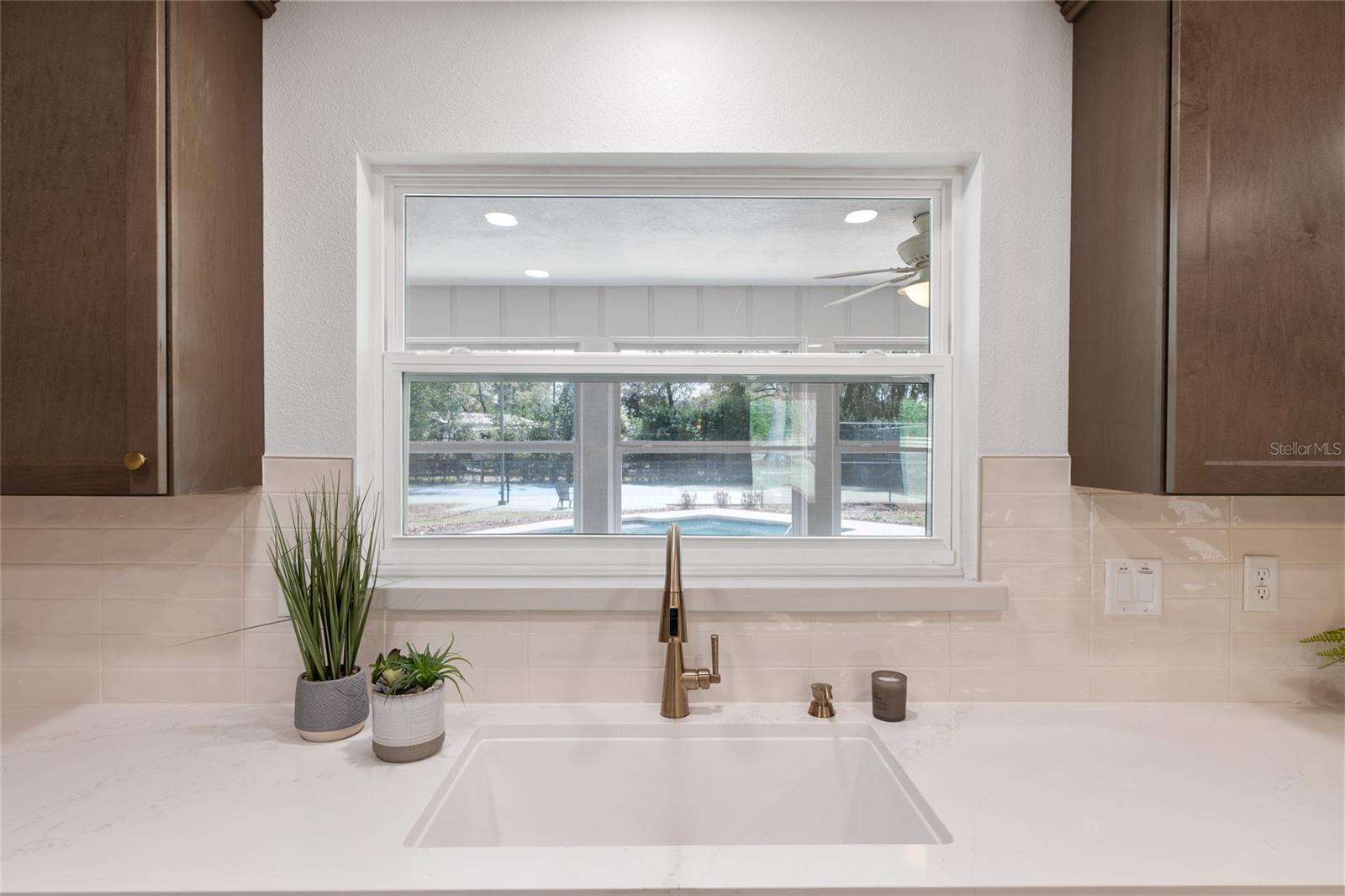 Image 23 of 93 For 4960 17th Street