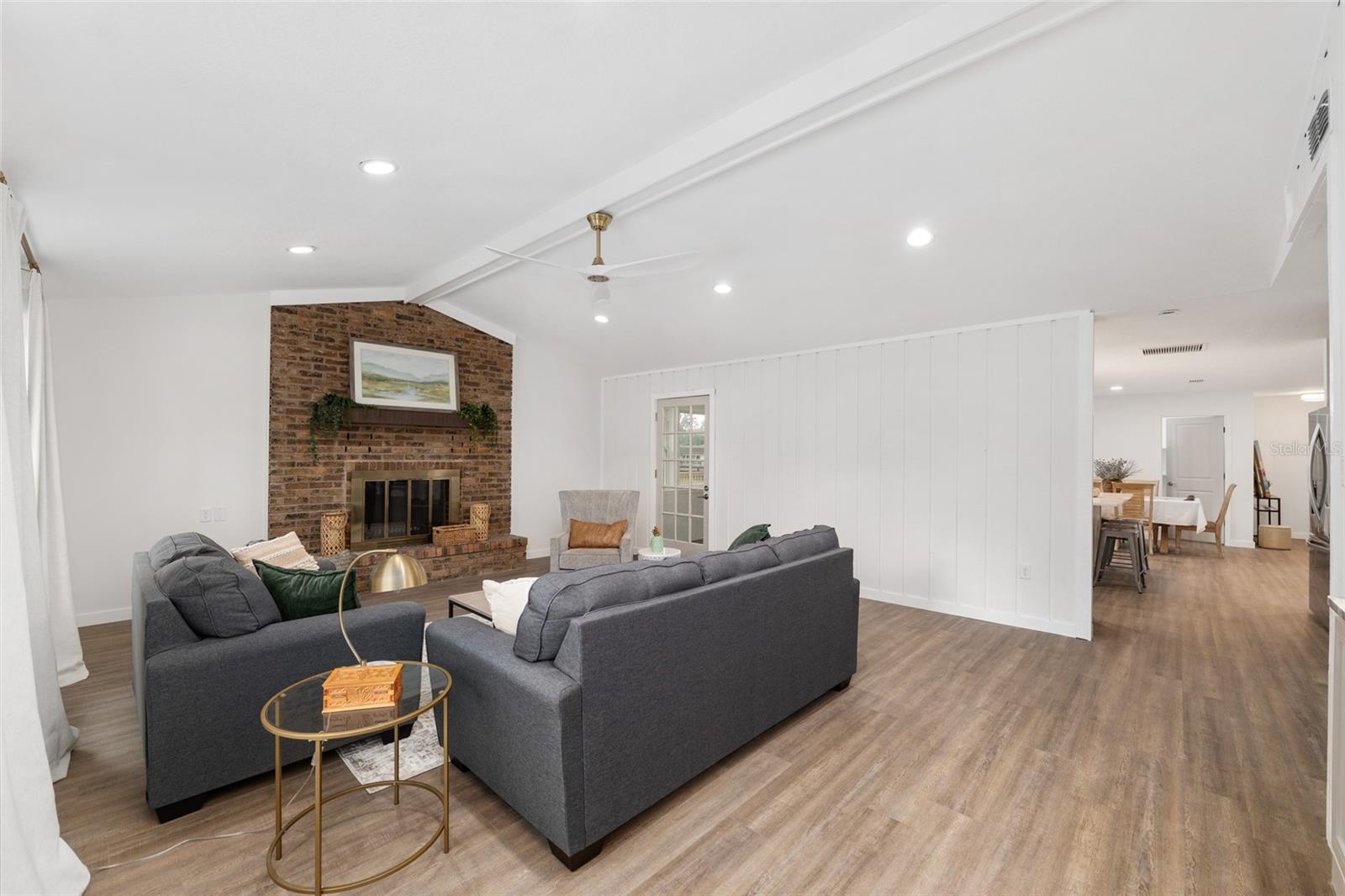 Image 29 of 93 For 4960 17th Street