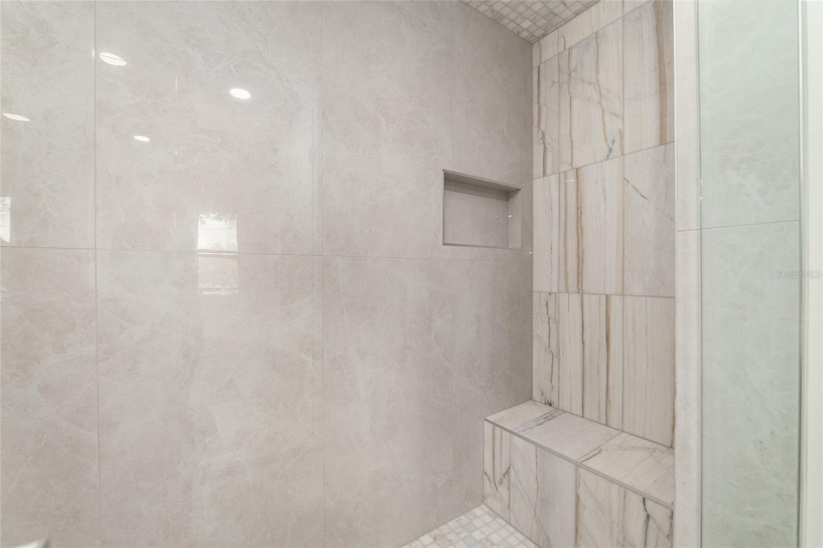 Image 40 of 93 For 4960 17th Street