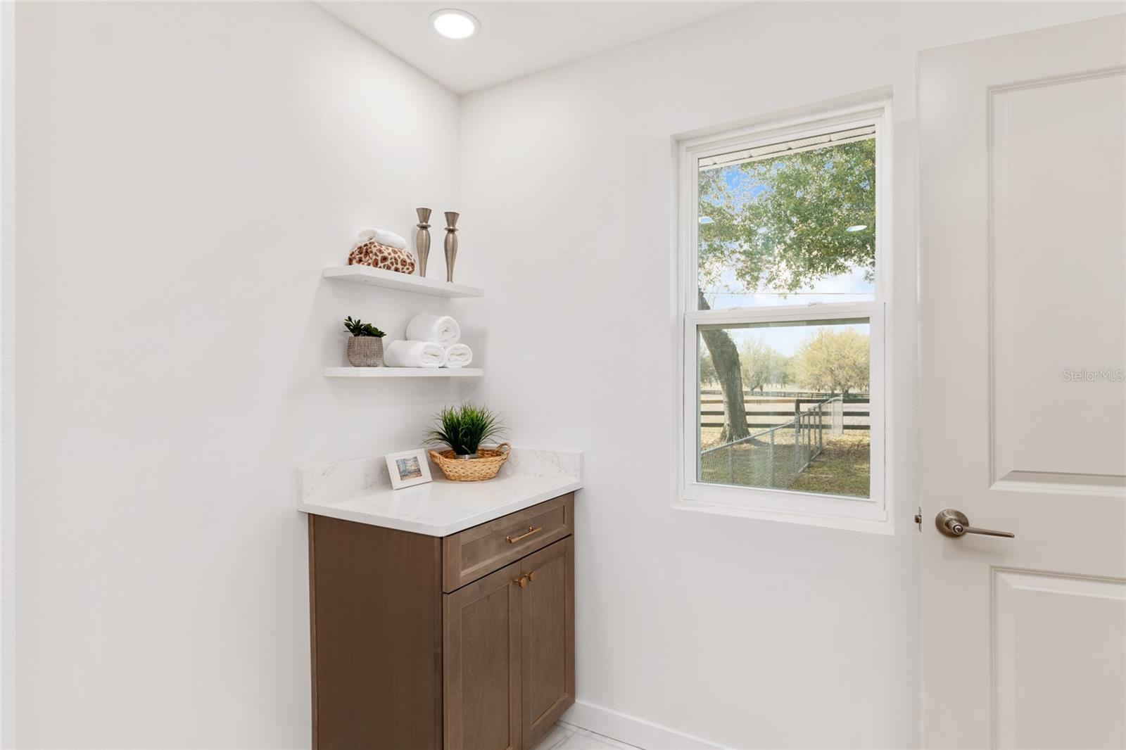 Image 42 of 93 For 4960 17th Street