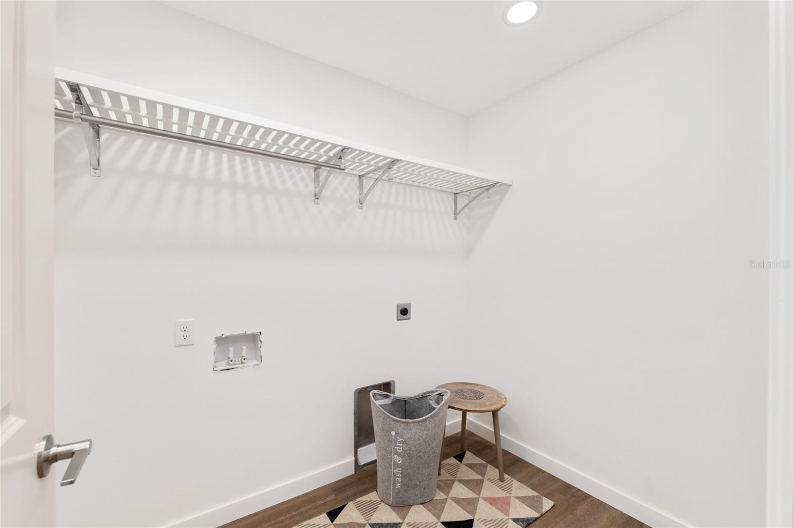 Image 46 of 93 For 4960 17th Street