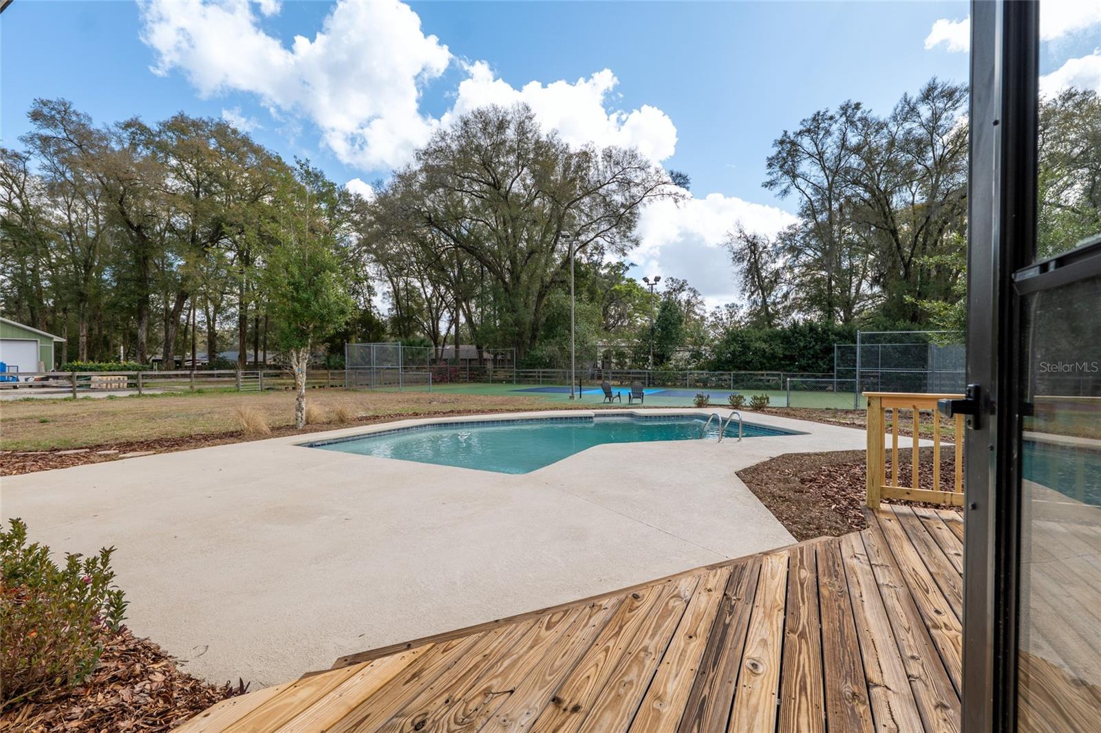 Image 56 of 93 For 4960 17th Street