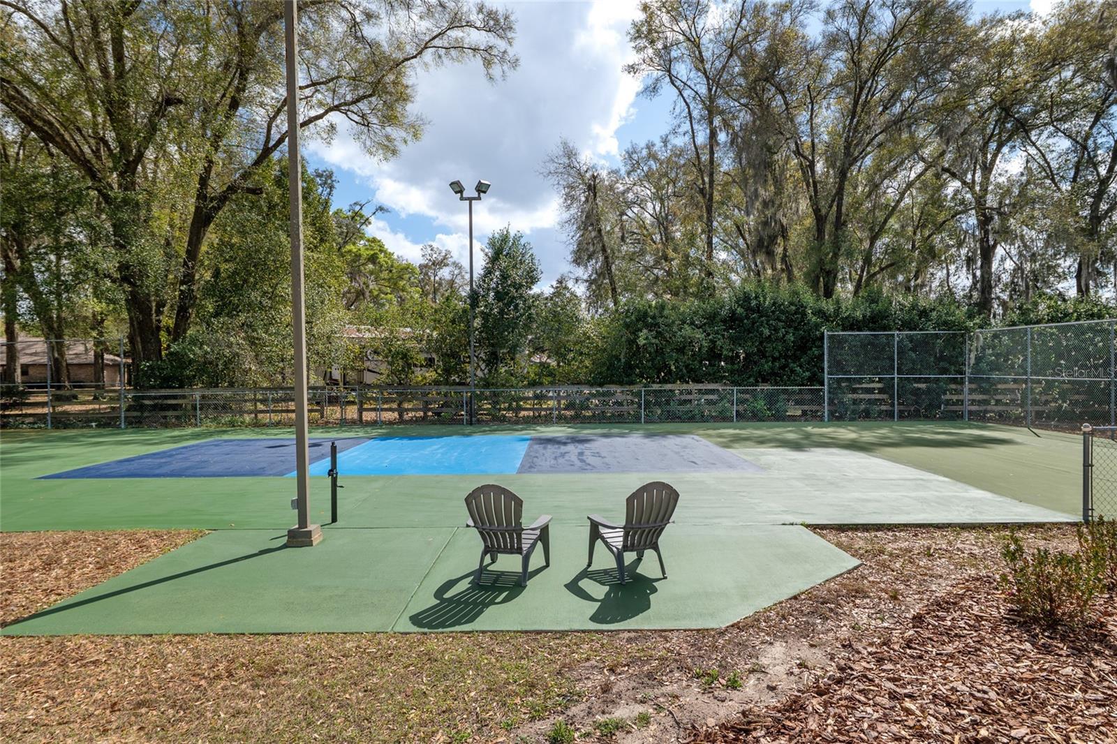 Image 63 of 93 For 4960 17th Street