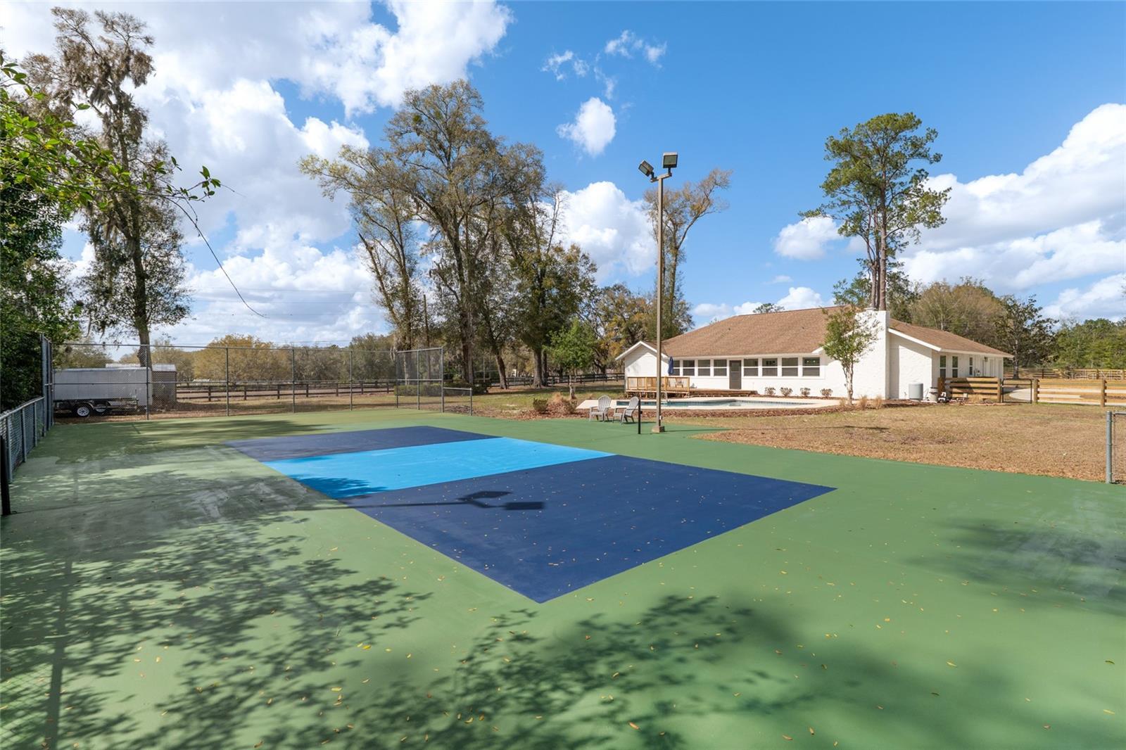 Image 67 of 93 For 4960 17th Street