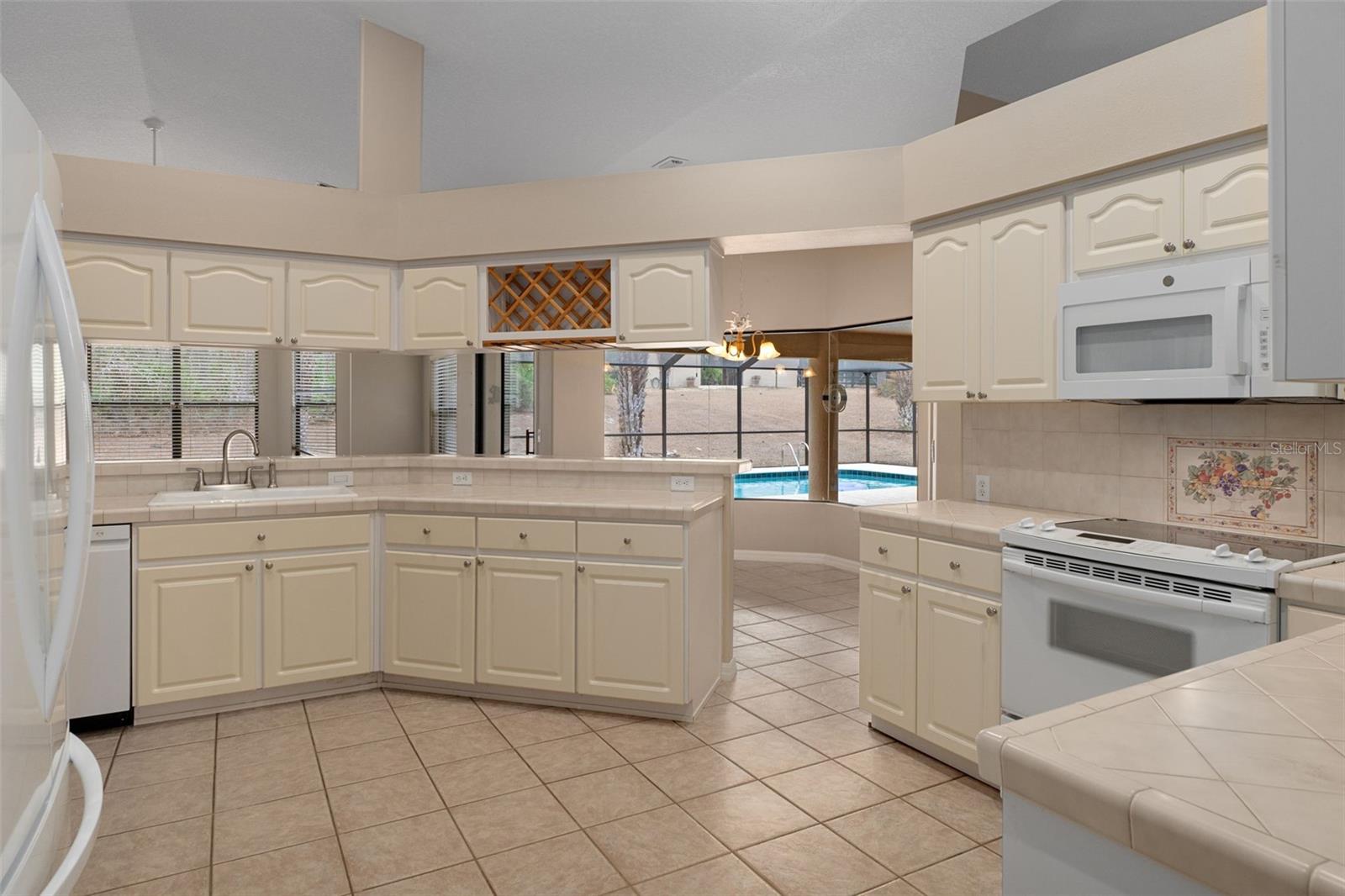 Image 16 of 87 For 3337 Yacht Terrace