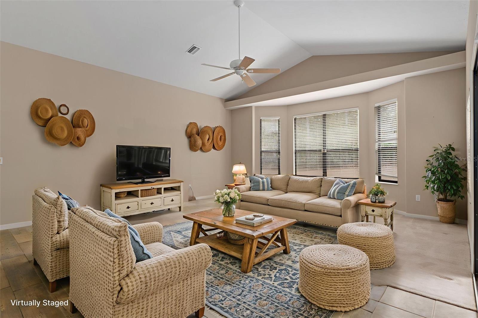 Image 22 of 87 For 3337 Yacht Terrace