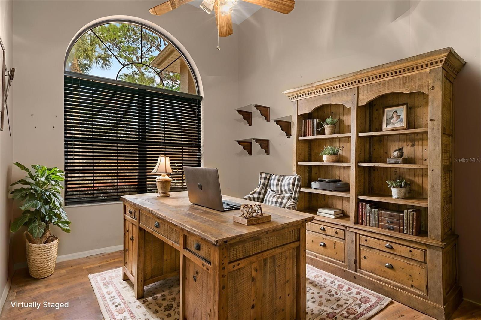 Image 25 of 87 For 3337 Yacht Terrace