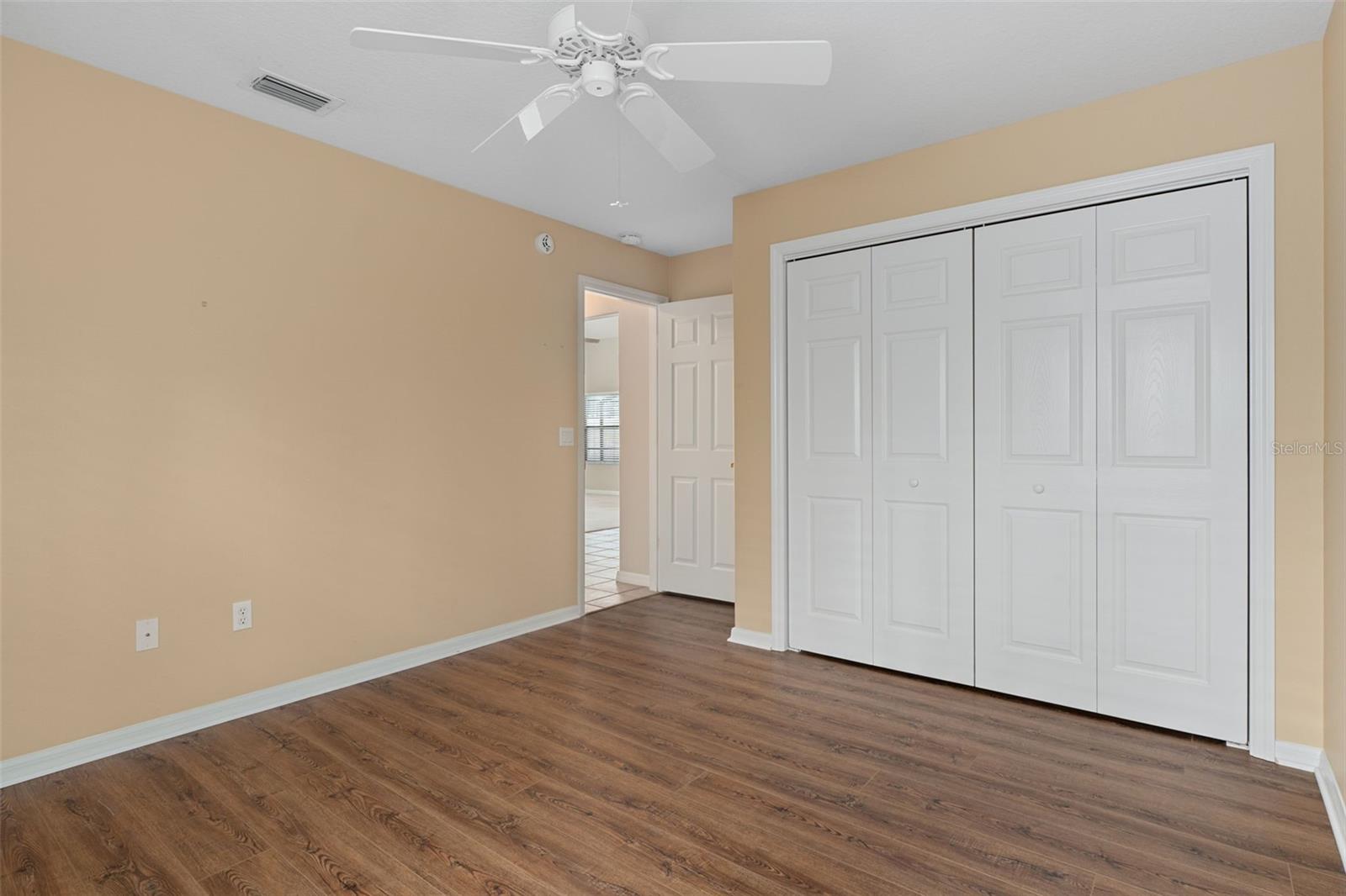 Image 40 of 87 For 3337 Yacht Terrace