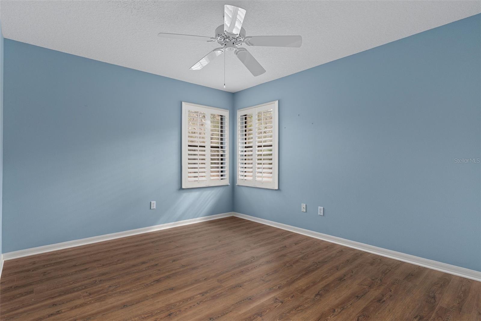 Image 42 of 87 For 3337 Yacht Terrace