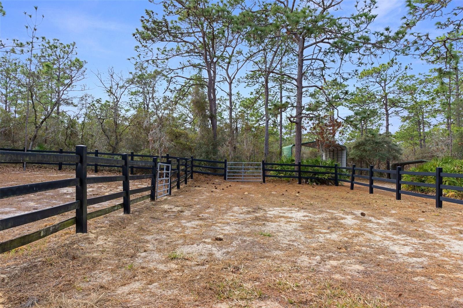 Image 70 of 87 For 3337 Yacht Terrace