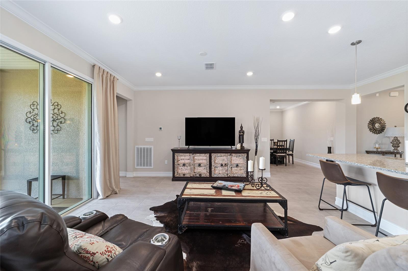 Image 12 of 38 For 5521 45th Lane