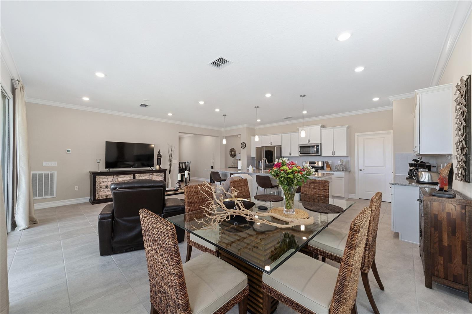 Image 15 of 38 For 5521 45th Lane