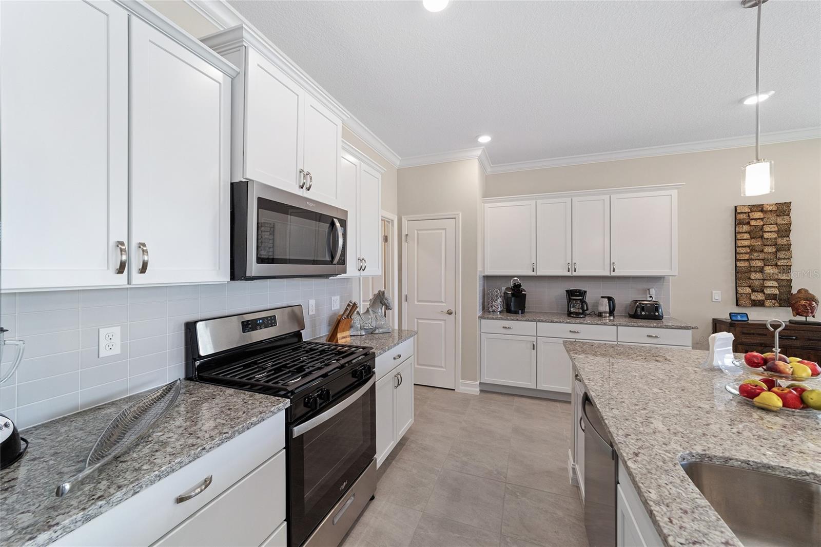 Image 20 of 38 For 5521 45th Lane