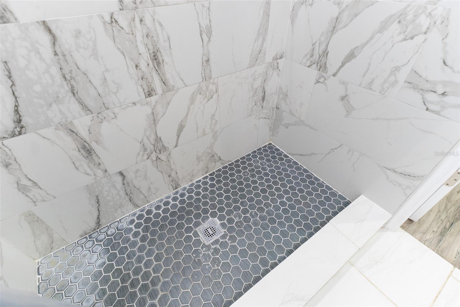 Image 42 of 82 For 411 36th Place