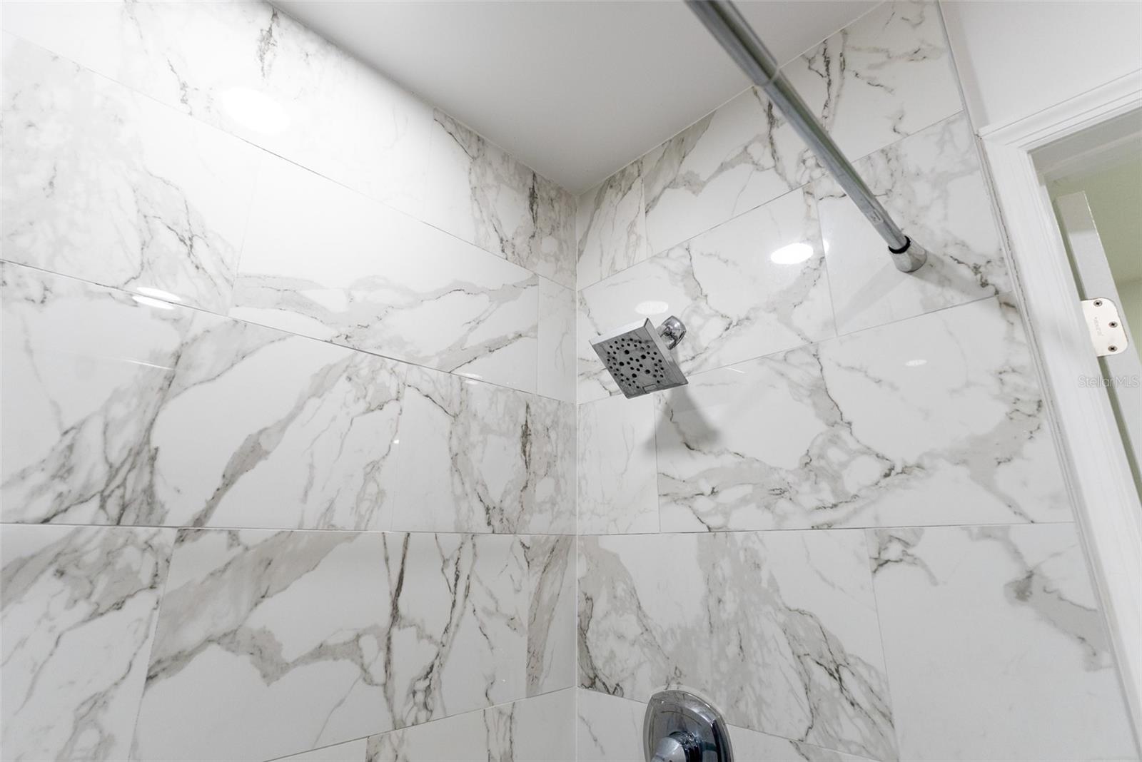 Image 43 of 82 For 411 36th Place