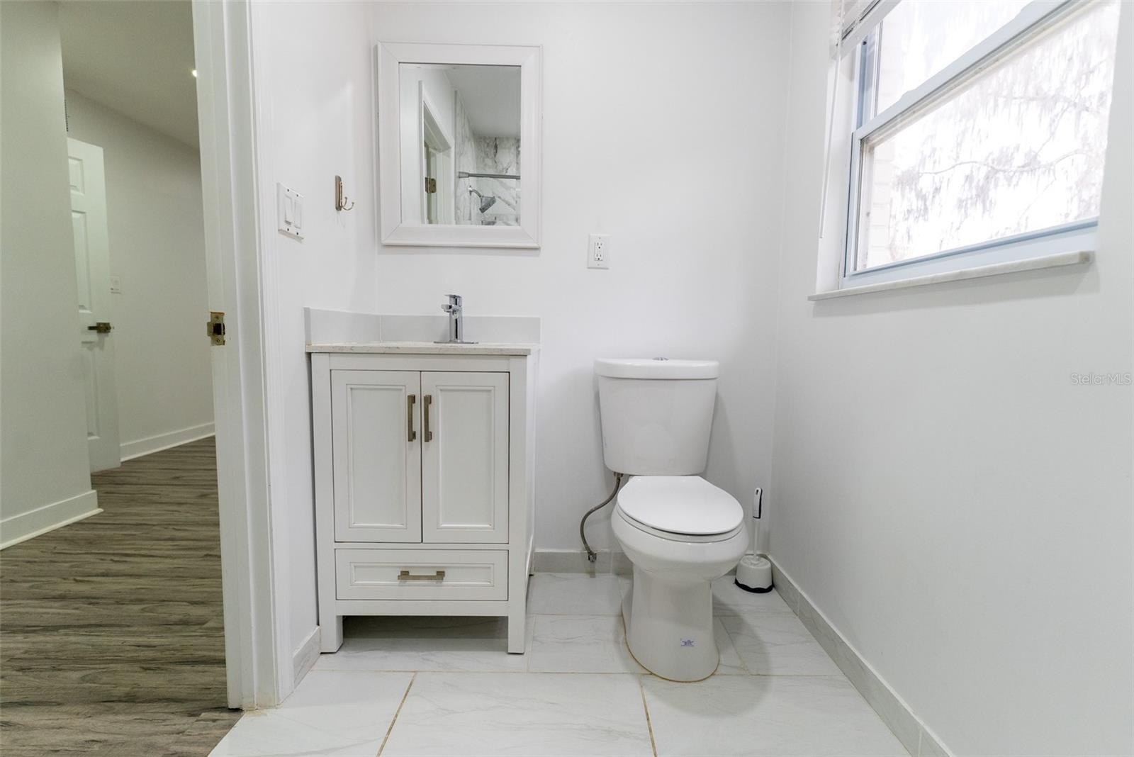 Image 44 of 82 For 411 36th Place