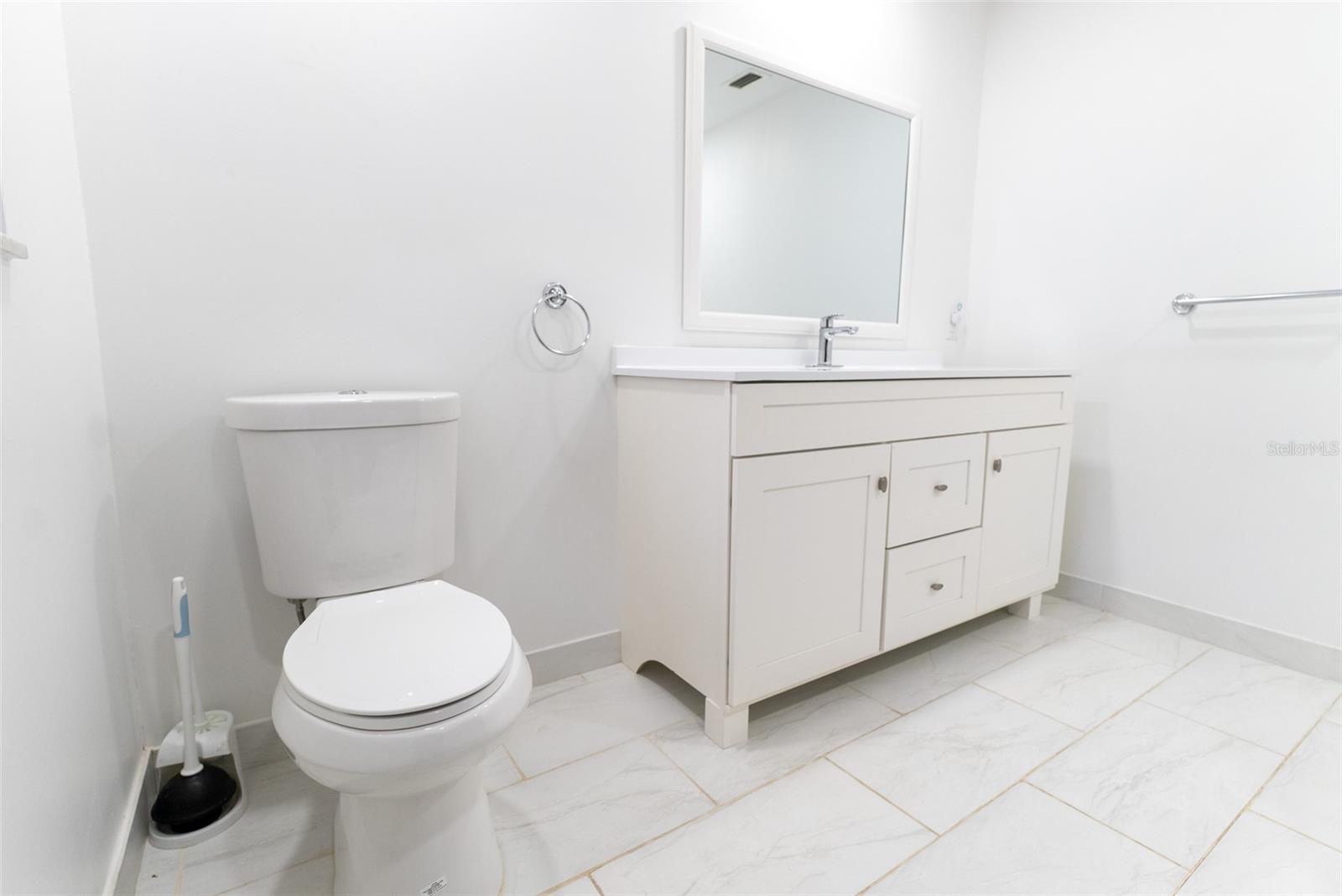 Image 58 of 82 For 411 36th Place