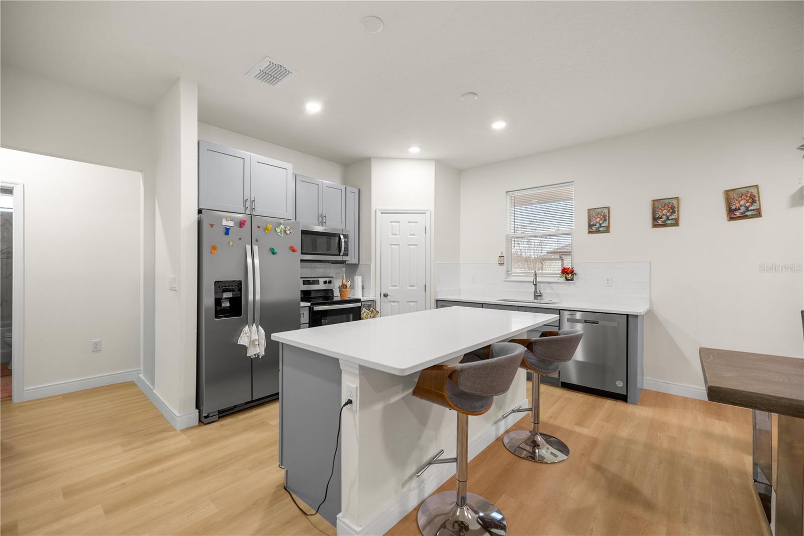 Image 7 of 29 For 4143 133rd Loop