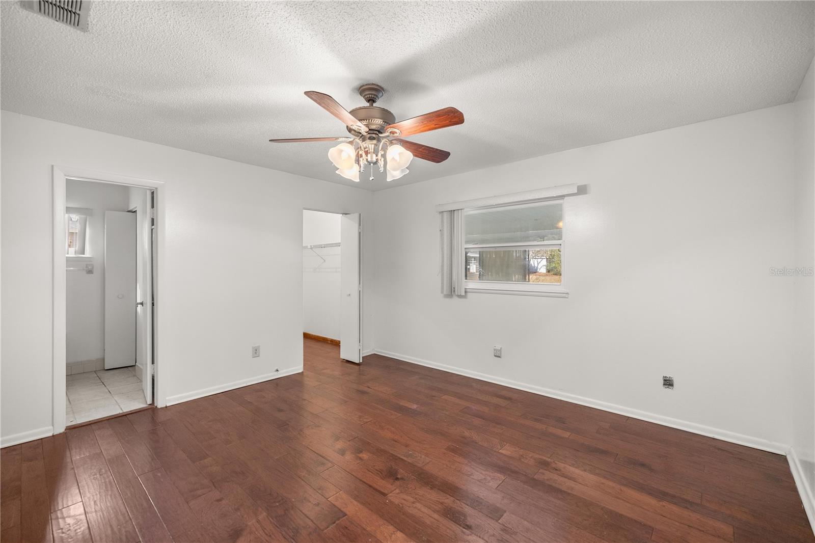 Image 17 of 52 For 10035 91st Terrace