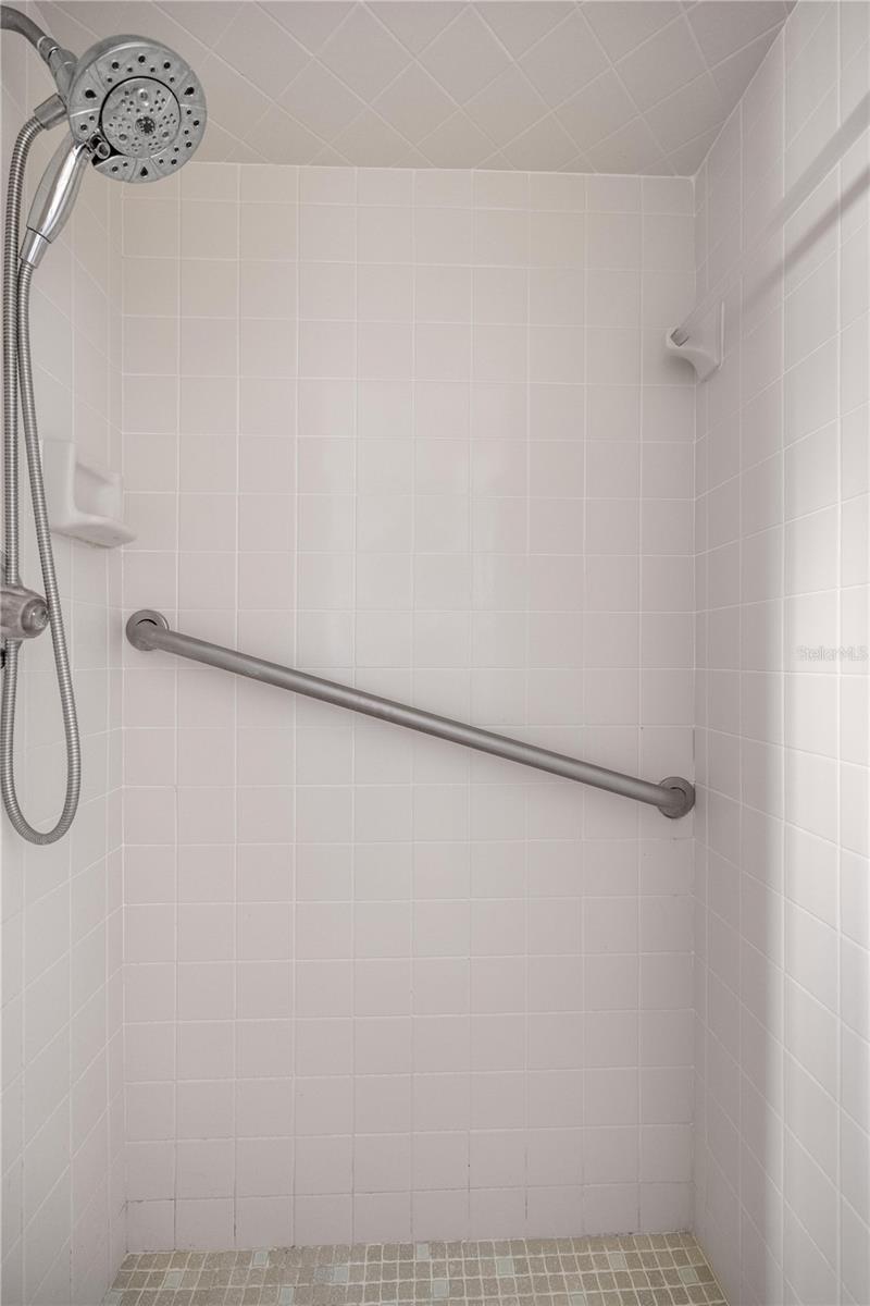 Image 20 of 52 For 10035 91st Terrace