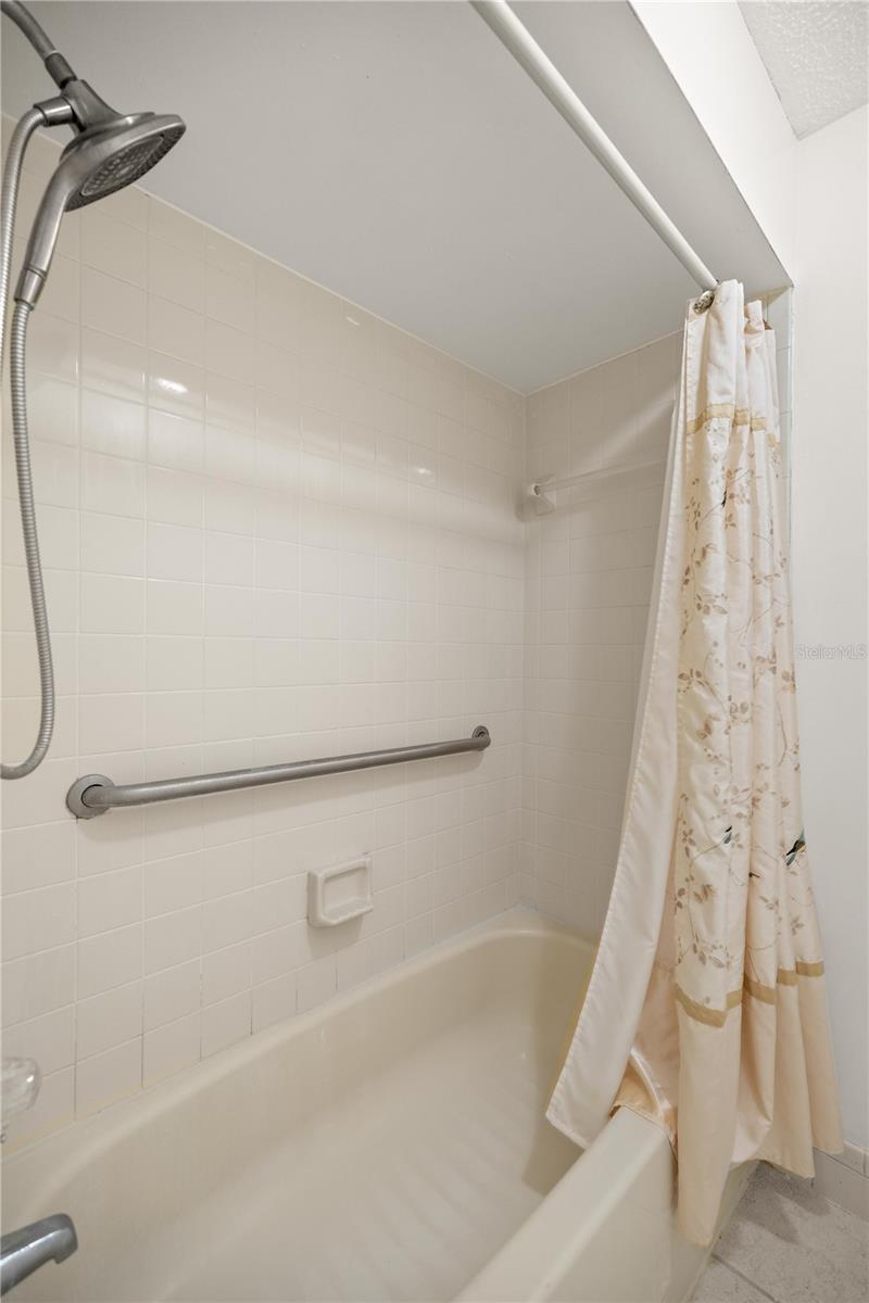 Image 26 of 52 For 10035 91st Terrace